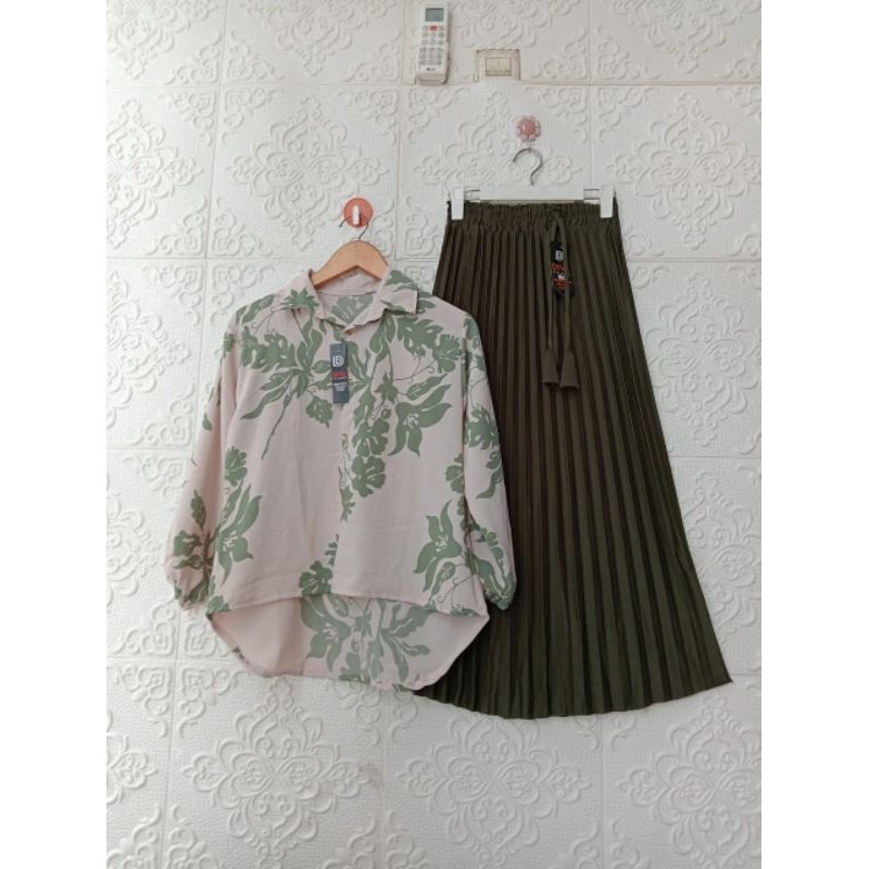 Setelan Anak Blouse Crincle Rok Plisket Kekinian