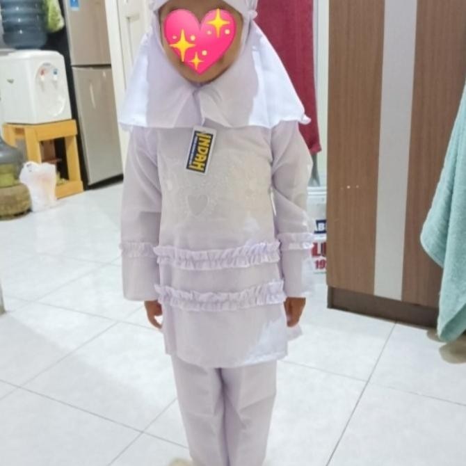 Baju Setelan Putih Muslim Anak Perempuan