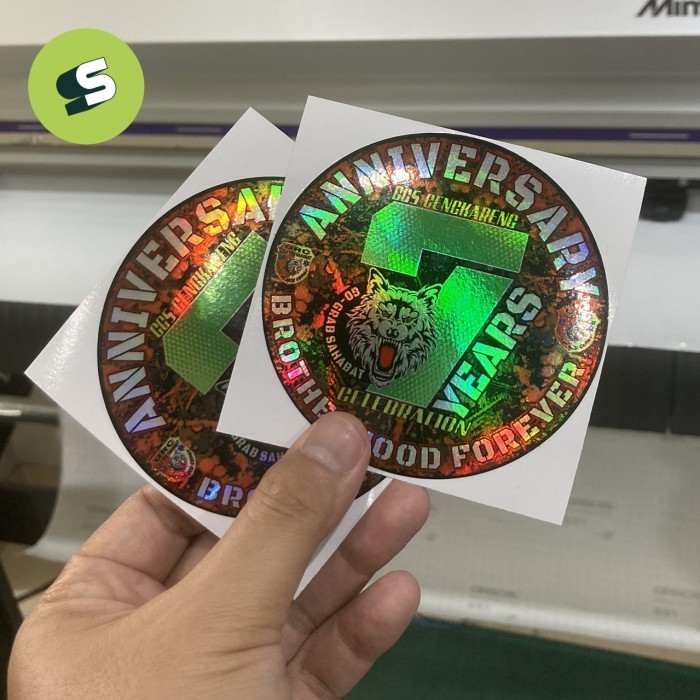 

Cetak Stiker Hologram/Rainbow/Silver - Print & Cut High Quality
