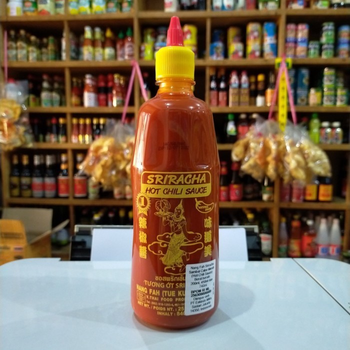 

Nang Fah Sriracha Sambal Cabe Merah (Hot Chili Sauce) 740Ml Besar