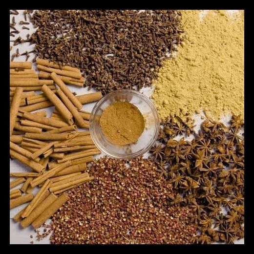 

READY STOK BUMBU NGOHIONG 1KG / FIVE SPICE / BUMBU NGOHIONG MURNI READYY