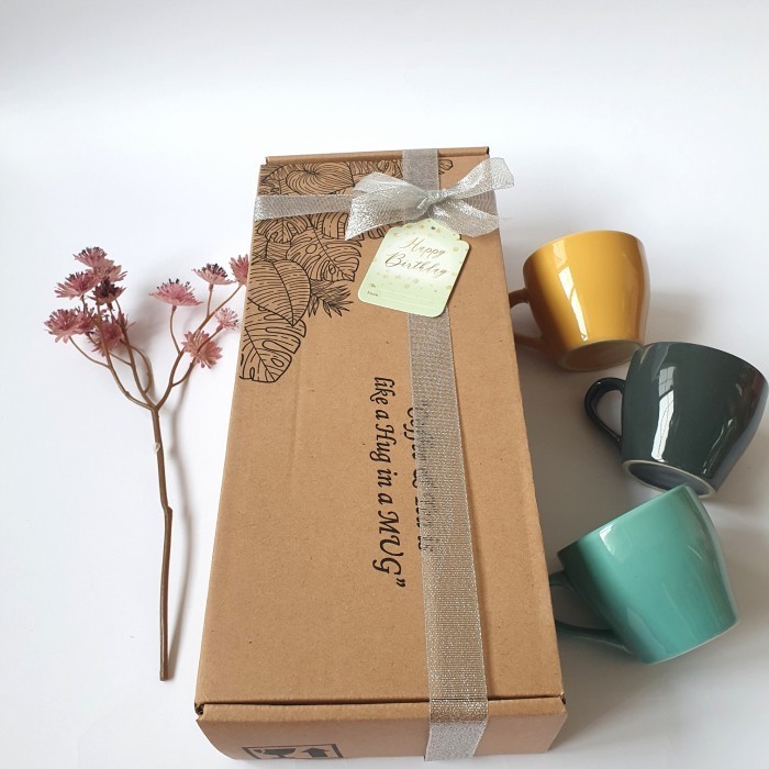 

Hampers / Hadiah / Parcel Tahun Baru Tea Set Keramik Warna Cantik