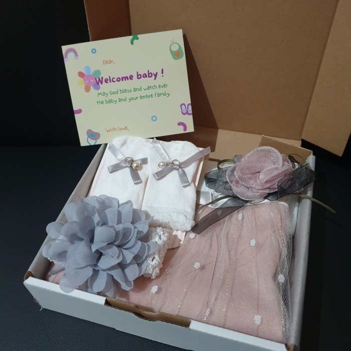 

Hampers Bayi Perempuan Kado Baby