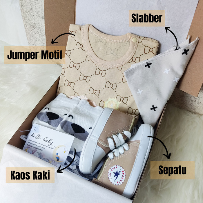 

Paket Hampers Bayi Kado Bayi Setelan Jumper New Born Baby