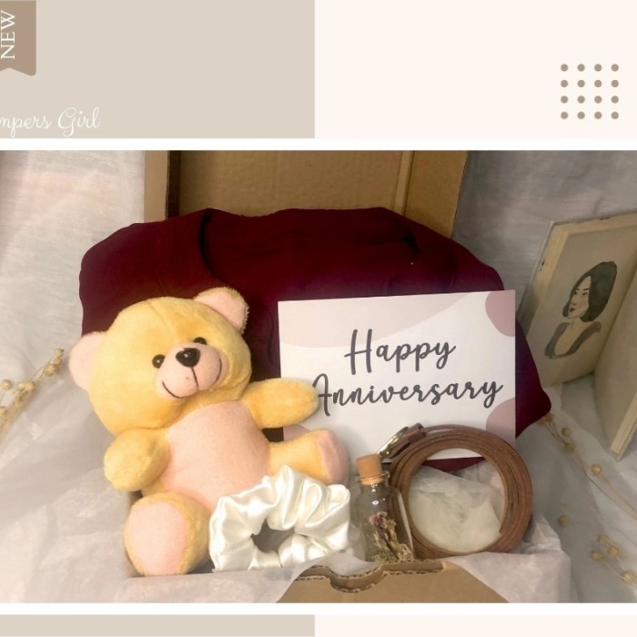 

(Ready) Hampers Kado Hadiah Ulang Tahun/Anniversary Cewek Special Gift