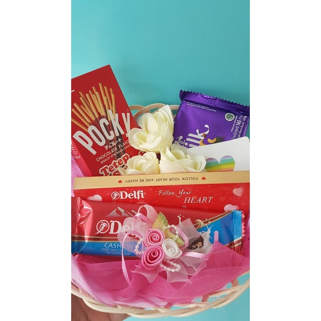 

Kado/Hadiah/Hampers/Coklat Valentine - Paket Coklat Valentine 3
