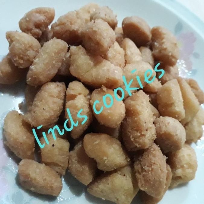 

New Kue Kering Spesial / Kue Biji Ketapang Wijen - 1000 Gram - 1 Kg Stok Terbatas