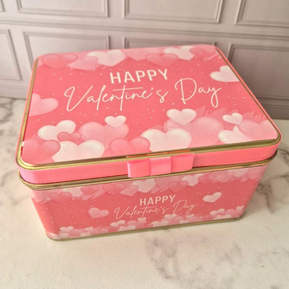 

Hampers Valentine / Coklat Valentine / Hamper Cokelat Premium Tin Sweet Love Valentine Gift Box For Girlfriend By Hapunni Terlaris