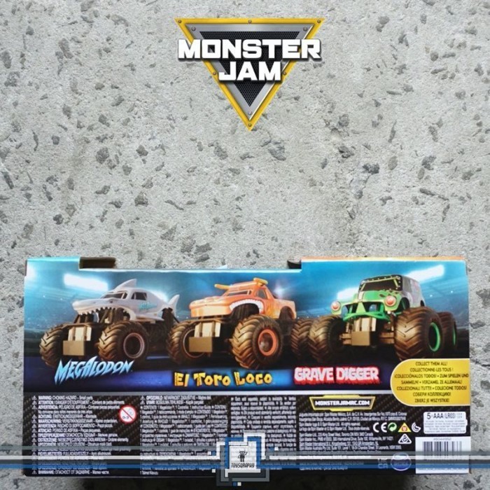 Monster Jam Megalodon Remote Control Monster Truck 1 24 Scale