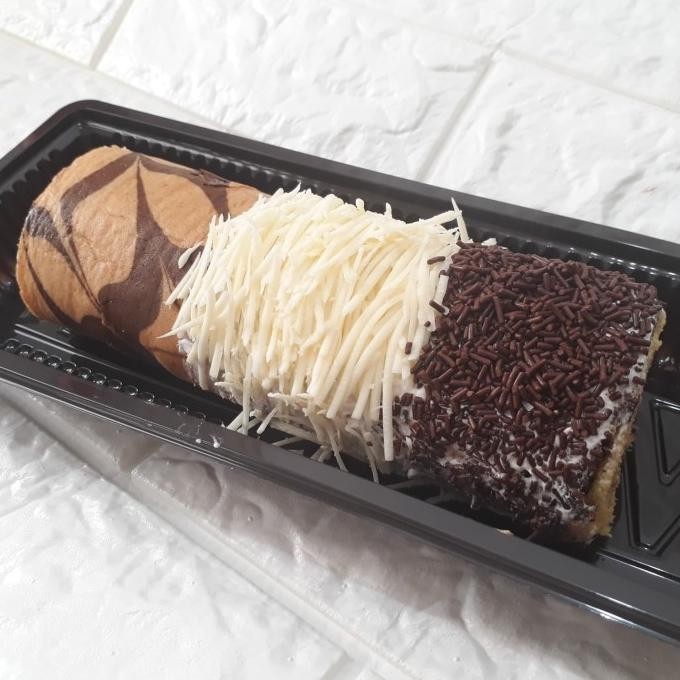 Bolu Gulung Medan / Roll cake / rasa keju , coklat meses LMJ