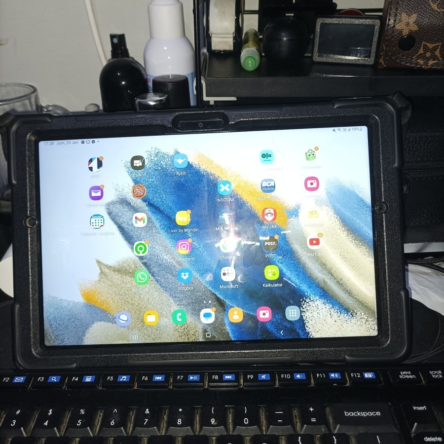 samsung tab a8 4/128 LTE 2022