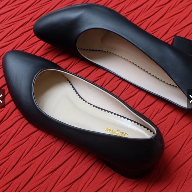 Denova Black Sepatu Wanita Heels Big Size Ukuran Jumbo 41 42 43 44