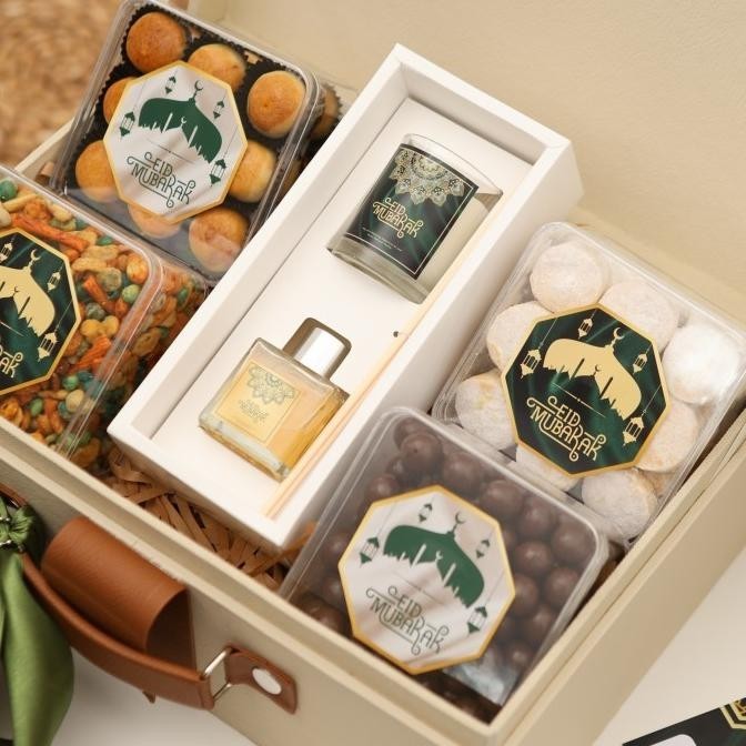 

Hampers Lebaran Eid Mubarak Idul Fitri / Parcel Ramadhan Uninissaa