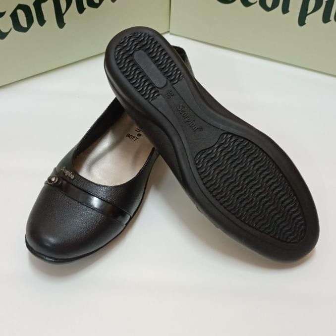 Sepatu Kulit Scorpion 6077