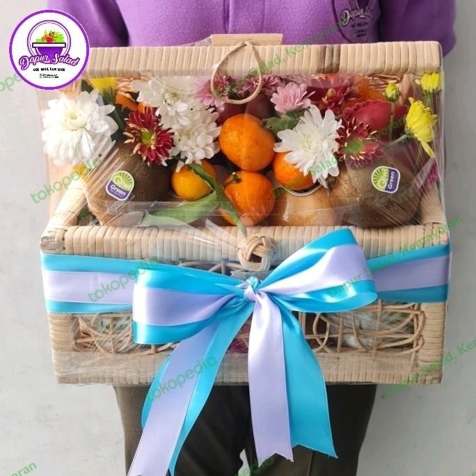 

Hampers Buah Rotan Kotak Premium