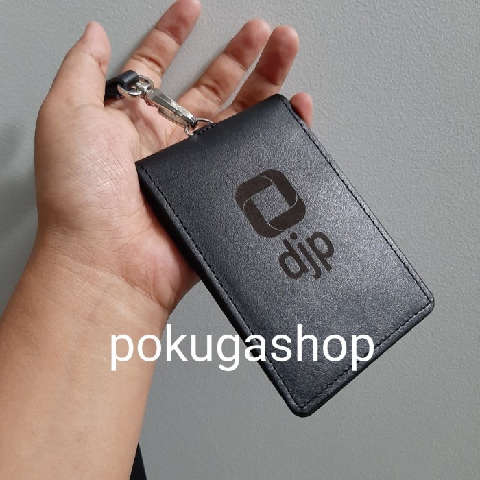 

BARANG TERLARIS nametag kulit djp / kemenkeu / pajak / name tag kulit djp hitam