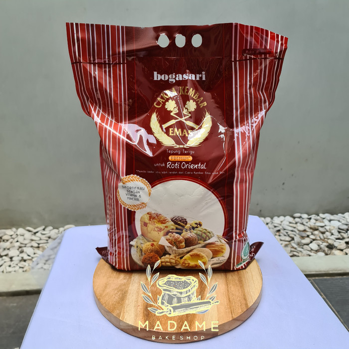 

MURAH Cakra Kembar Emas Roti Oriental