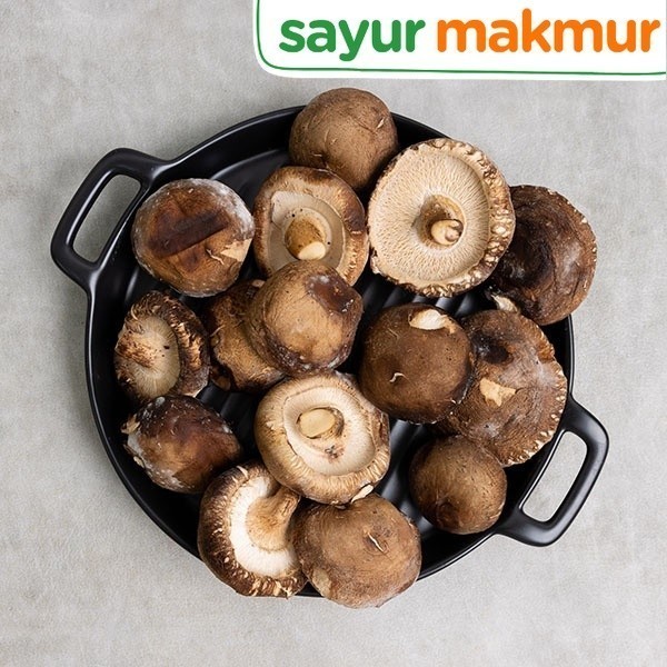 

Jamur Shitake Impor Impor 200 gram Sayurmakmur