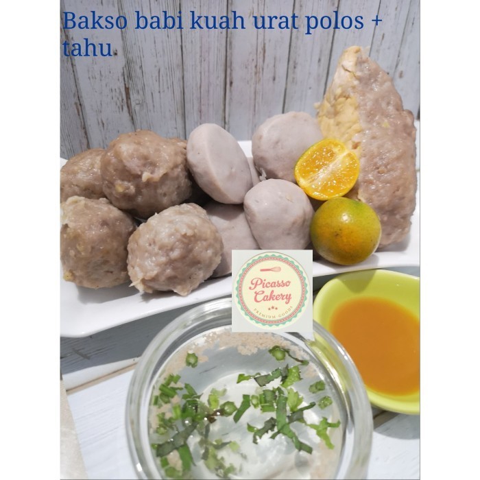 

Uinn - Bakso Kuah Babi Khas Singkawang Frozen Food