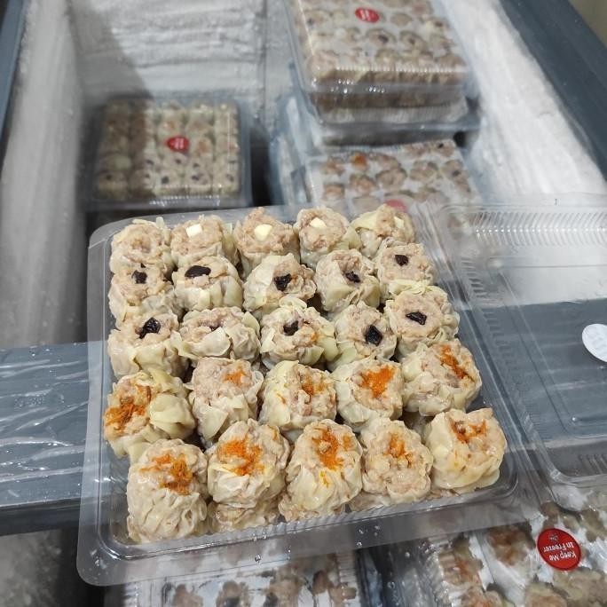 

Uinn - Dimsum Ayam Halal Isi 100 Pc Frozen Food Sehat