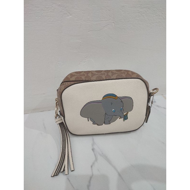 Preloved bag wanita disney coach kulit slempang crosbody