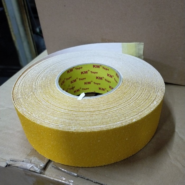 

JUAL Safetywalk yellow tape. 2" x 18m