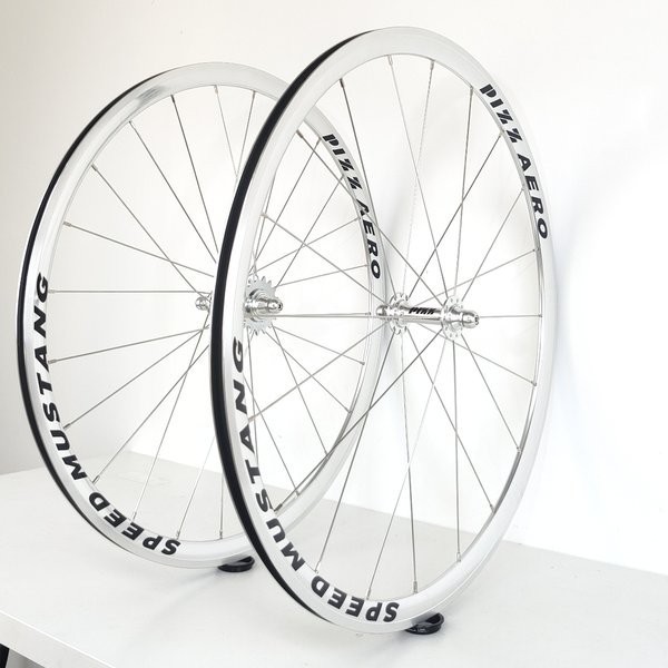 Pizz Aero Speed Mustang Wheelset 20H 24H Silver Polished