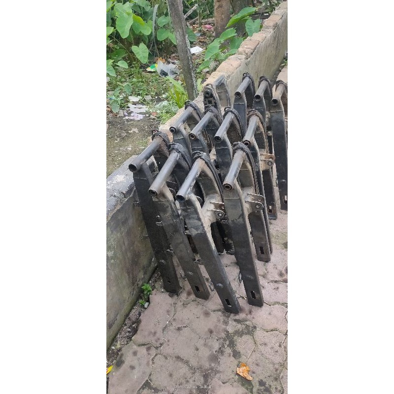 swing arm Yamaha scorpio