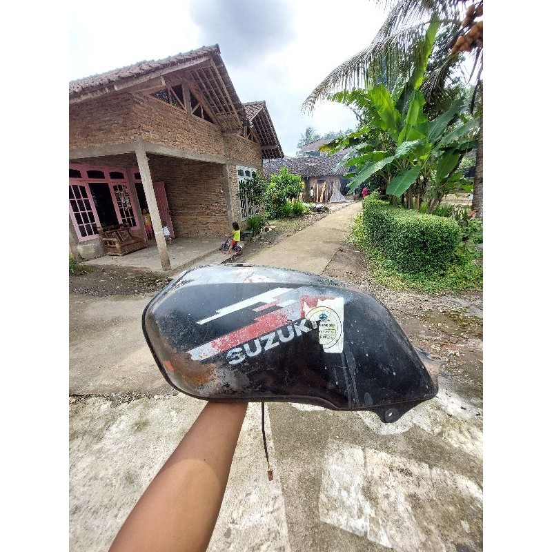 Tangki Tengki Suzuki TRS 118 TRZ TRS Katana Original