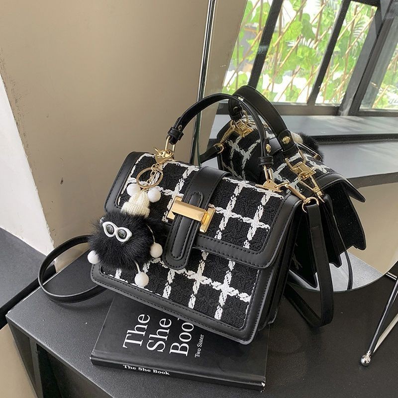 Tas Bahu Kotak Kecil Wanita, Gaya Klasik Hitam dan Putih Kotak-kotak Portabel Semua Cocok