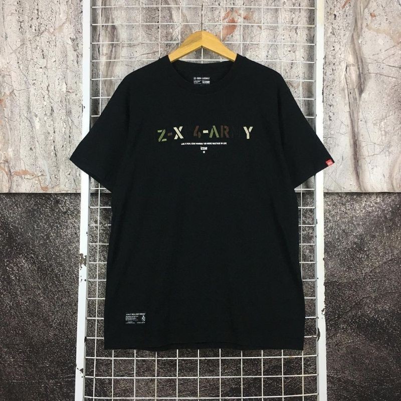 Kaos Second Branded Original Izzue . SDA 03978 Second Bekas Preloved