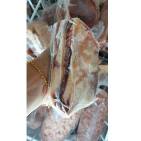 

Daging Sapi Sandung Lamur / Beef Brisket Kualitas Premium 1Kg E88A