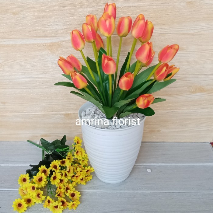 Bunga Tulip Artificial Besar Rimbun Pot Tawon