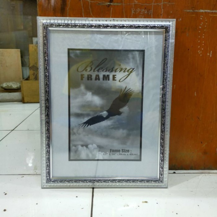 Bingkai Foto Ukir 12R Frame