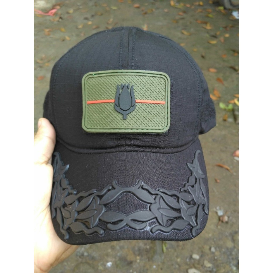 Giov Topi Pamen Hitam Melati 1 / Molay Tactical