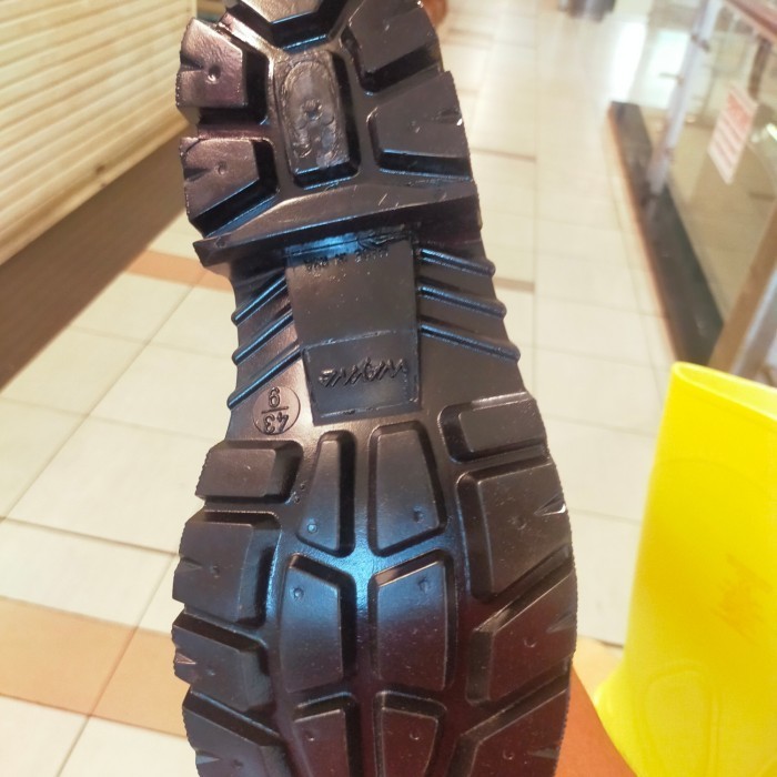 SEPATU SAFETY BOOTS INYATI WAYNA / SEPATU SAFETY BOOTS KARET BESI