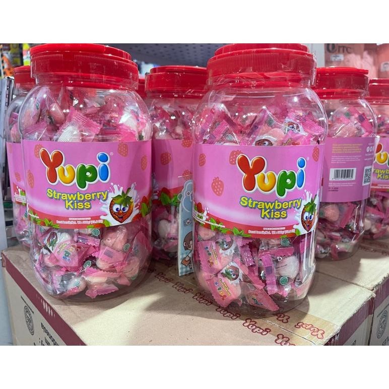 

Permen Yupi Strawberry Kiss Toples / Yupi Love Permen Terlaris Permen Lebaran / Promo Yupi Toples