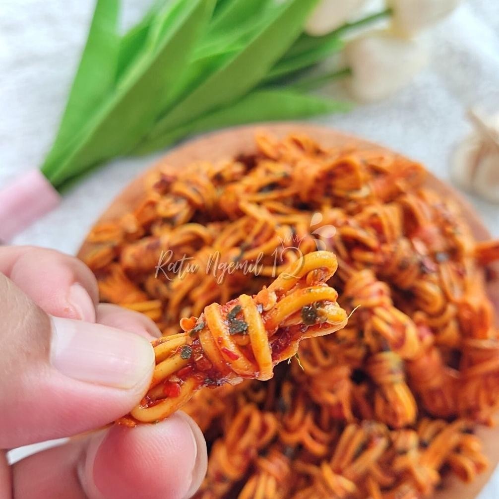 

230Gram Mie Gulung Cetar Daun Jeruk