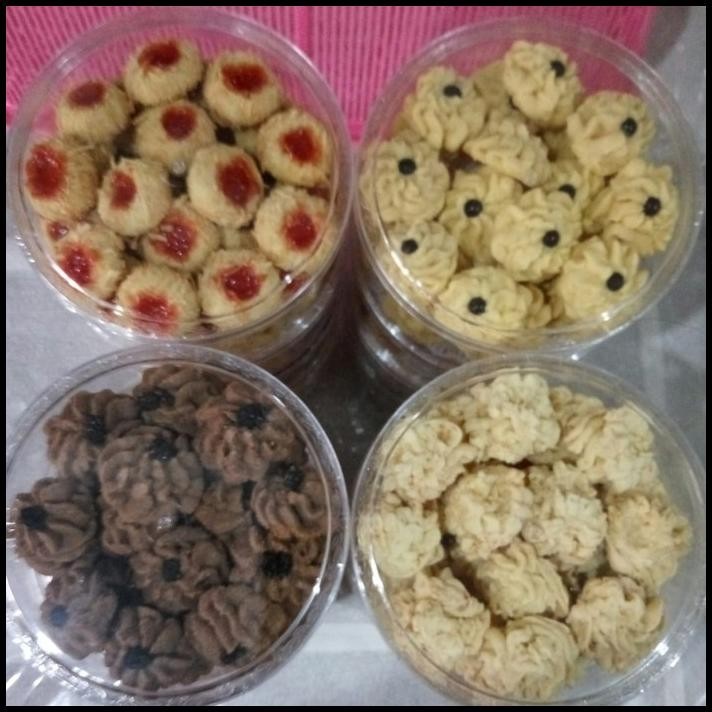 

HOT DEAL KUE KERING SEMPRIT POLOS KEJU HOMAMADE / KUE SAGU (ANNA COOKIES) !!!!!!