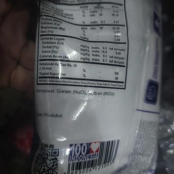 

1 Bal Isi 20 Bungkus Garam Meja Refina Beryodium 500 Gram