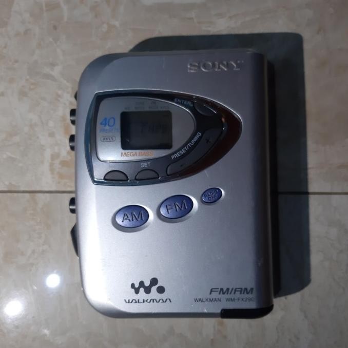 Sony Walkman WM-FX290 Digital Radio Tape Player pakai 1 pcs Batere aja