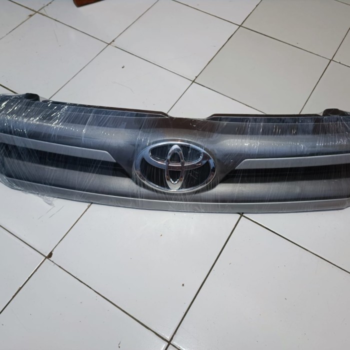 Grill Toyota Innova Reborn 2016-2020 Ori