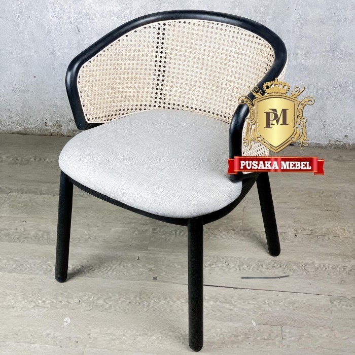 kursi teras rotan kayu jati, kursi vintage rotan kayu, kursi santi