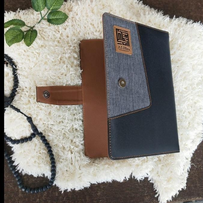 

Big Sale Dompet Cover Sampul Jaket Alquran Agenda A5 (15X21) Bayar Ditempat
