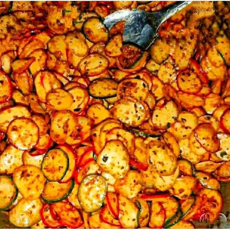 

Seblak kering pedas daun jeruk 1kg