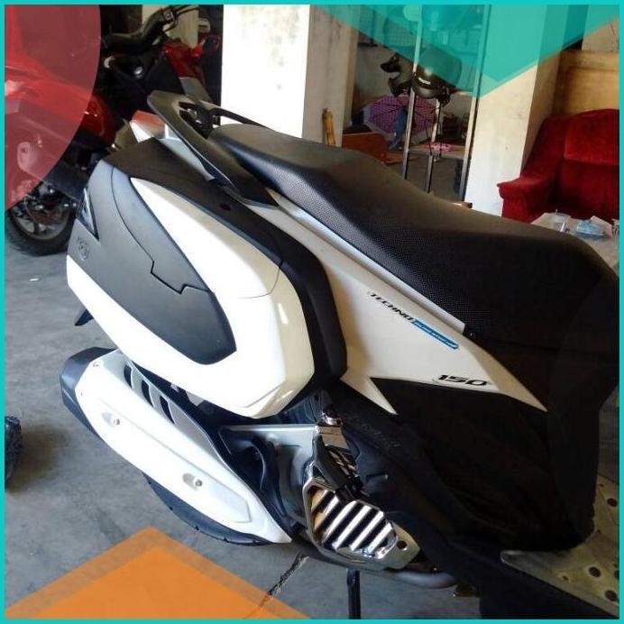 SIDEBOX HONDA VARIO 125,150CC 13m4yZ4 tools