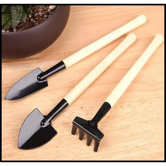 GROSIR ALAT BERKEBUN SEKOP CANGKUL GARPU SET TANAH PASIR TANAMAN MINI