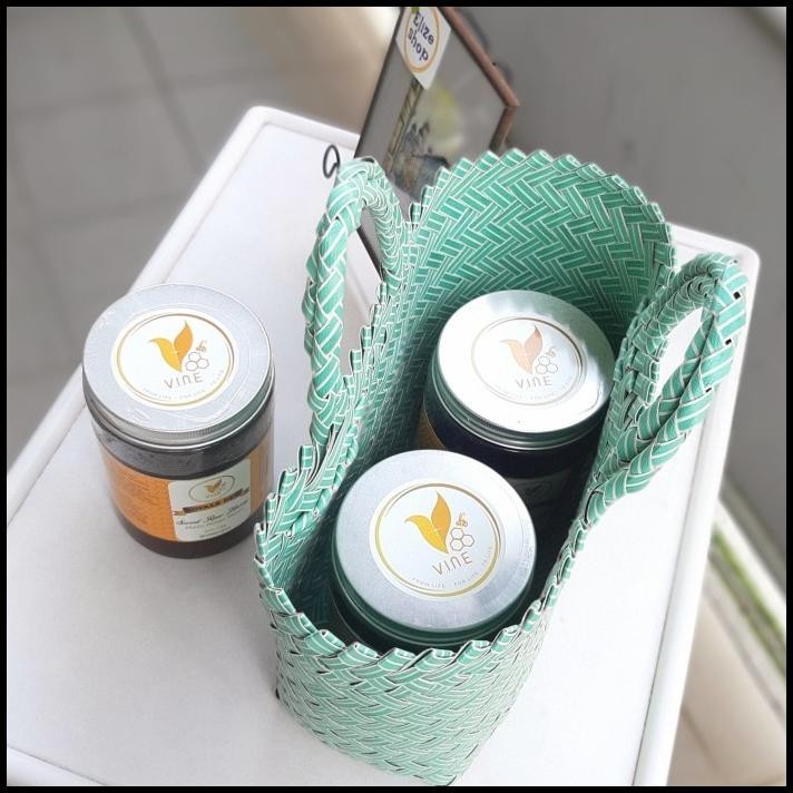 

TERMURAH PROMO 1 BTL MADU 100% ASLI HUTAN BADUY 1 KG FREE TOTE BAG CANTIK