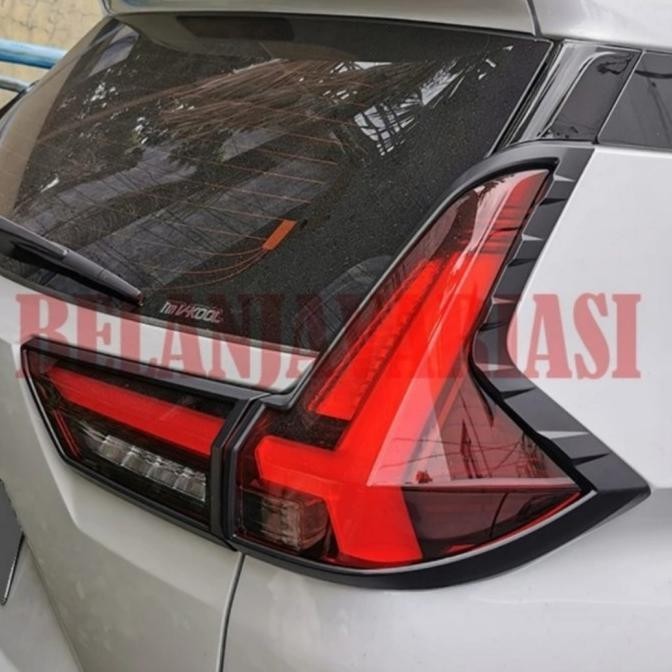 GARNISH LAMPU BELAKANG XPANDER 2022 XPANDER CROSS 2022 BLACK HITAM