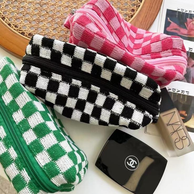 

TY69 Tas Pensil Rajutan Mesh INS Kotak Pensil Tas Pensil Korea Kapasitas Besar Tas Kosmetik Perjalanan-Suning Mall Terlaris